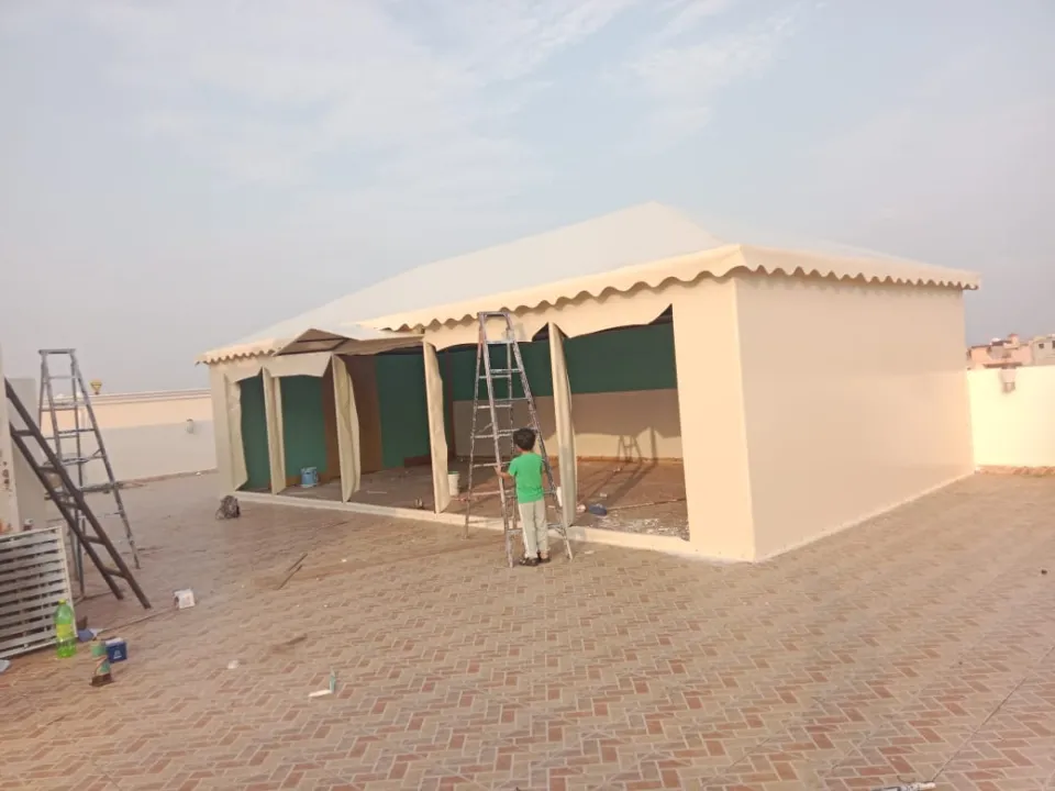 تجديد وصيانة بيوت الشعر في حي المهدية بالرياض