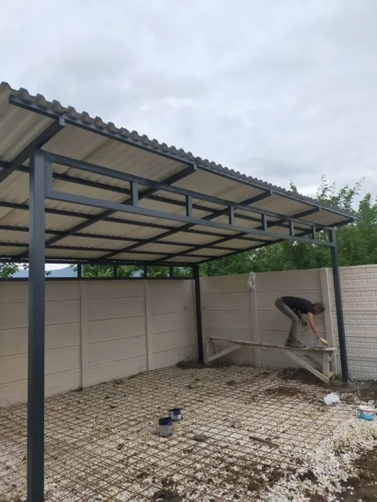 حداد متنقل بالرياض:0508729902لتركيب اسقف وغرف ساندوتش بانل