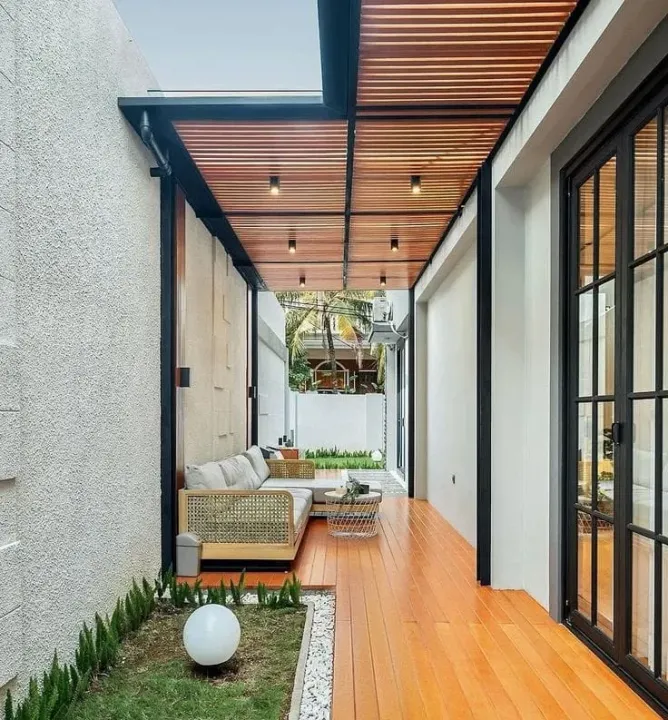 حداد مظلات مداخل فلل بحي المزاحمية والملقا: تصاميم مودرن تجمع بين الفخامة والأمان